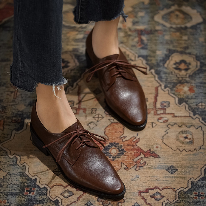 حذاء نسائي من جلد البقر من مار - مراجعة Oxford Lace Up Women وسعره