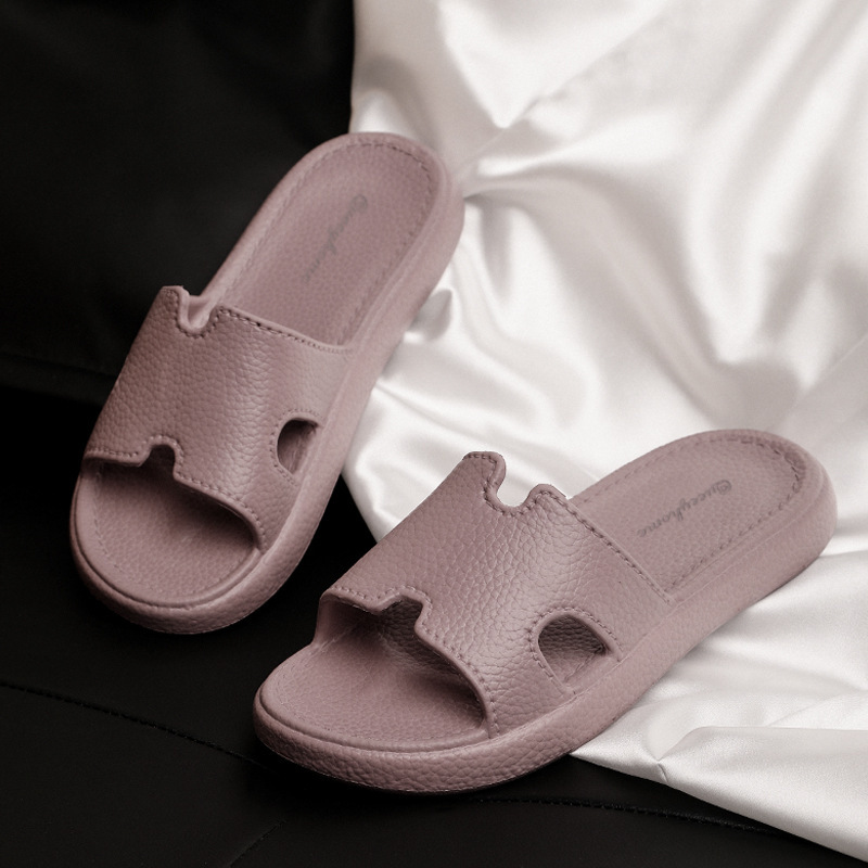 شباشب نسائية من مادة EVA مضادة - مراجعة Mule Slip On وسعره