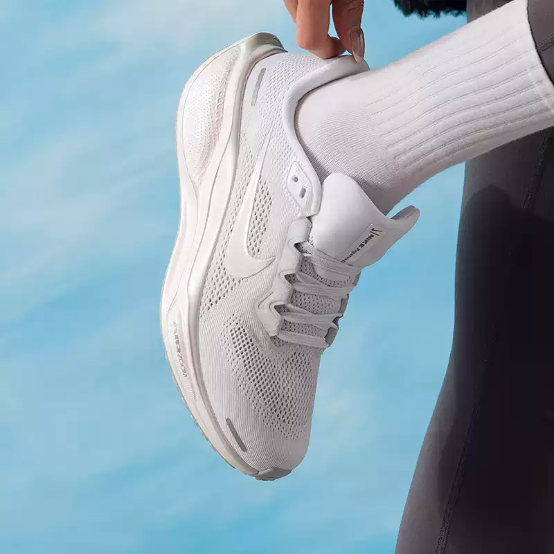 حذاء نايك الأصلي الرسمي للنساء - مراجعة Women Shoes Running Nike وسعره